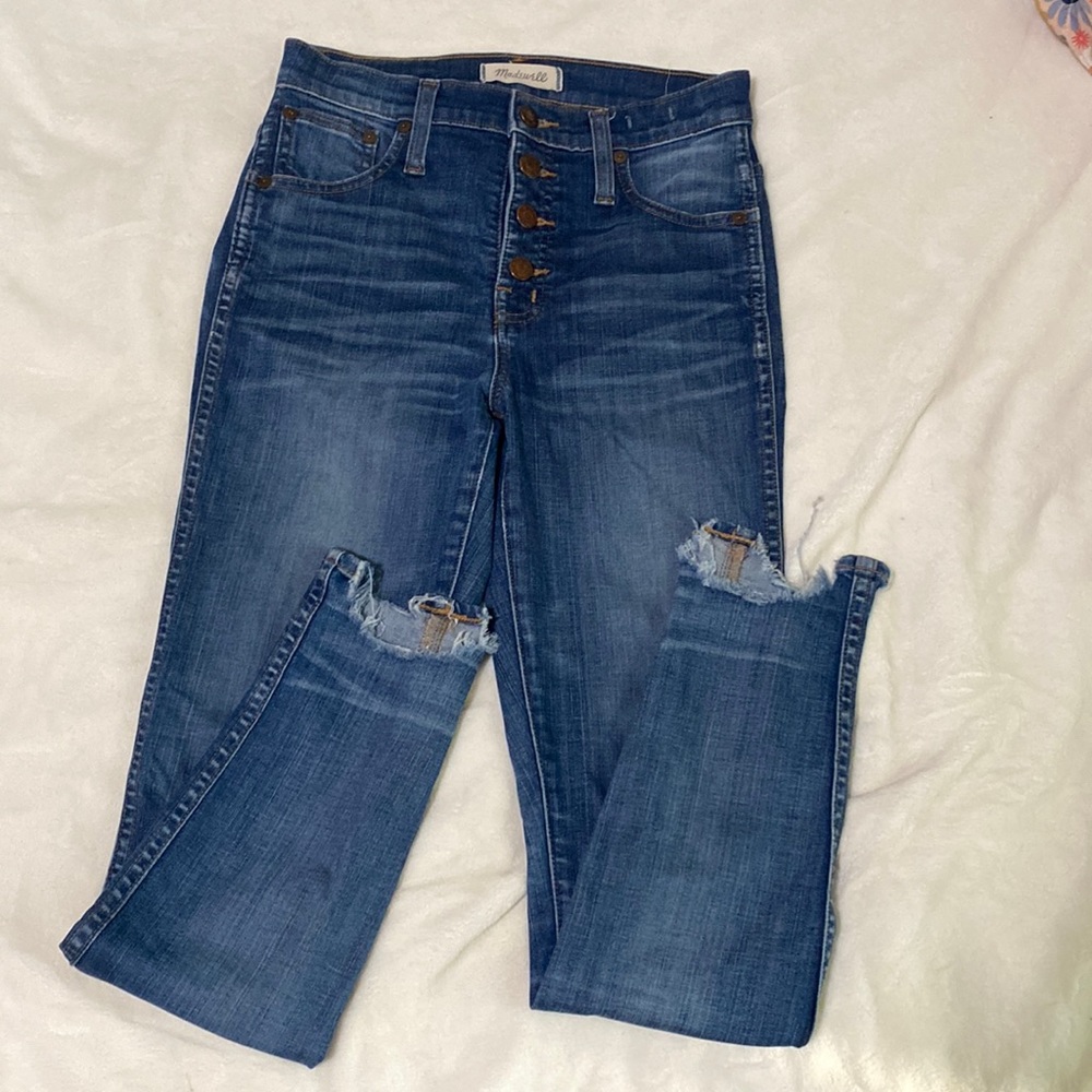 MadeWell women’s blue jeans distressed ankles size 25